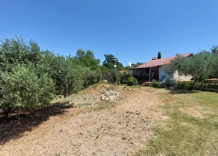 Nyaraló House *